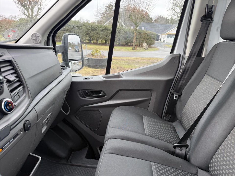 Ford Transit 350 L3 Chassis 2,0 TDCi 130 Trend aut. H1 FWD