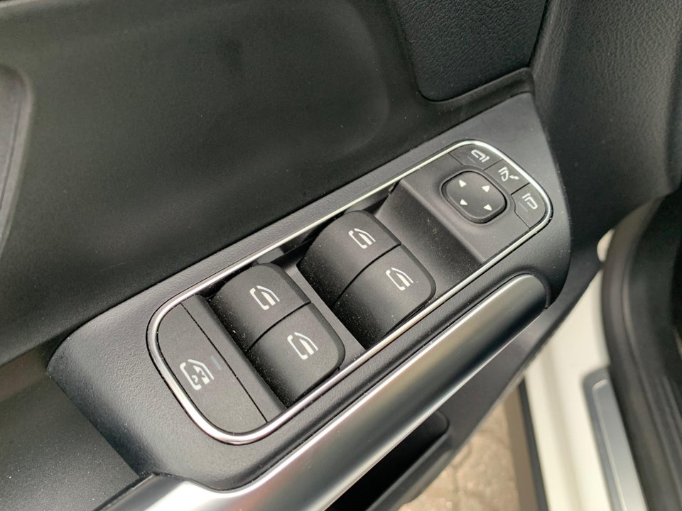 Mercedes EQA250 Progressive 5d
