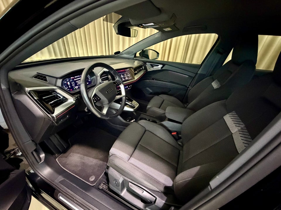 Audi Q4 e-tron 40 Attitude 5d