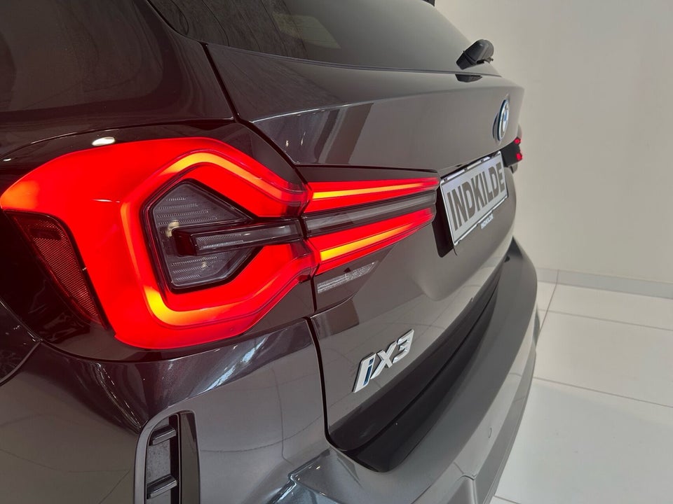 BMW iX3 Charged M-Sport 5d