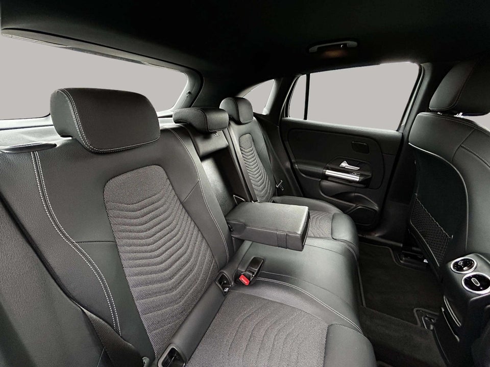 Mercedes EQA250+ Progressive 5d