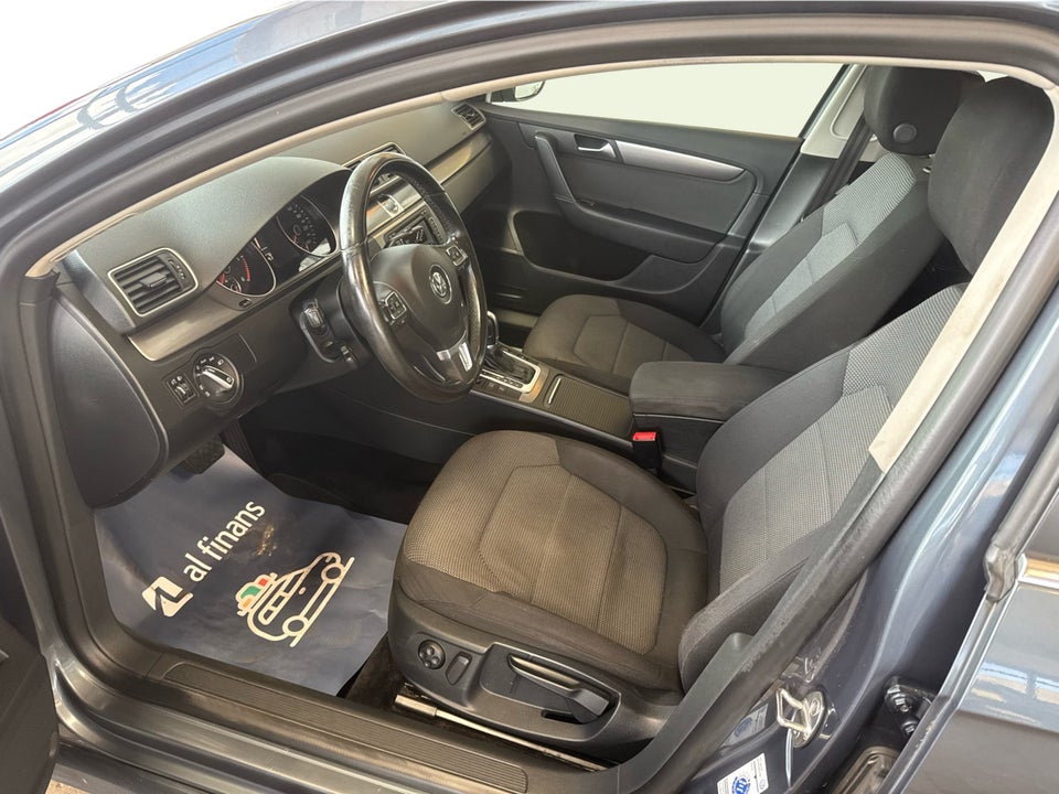 VW Passat 2,0 TDi 140 Highline Variant DSG BMT 5d