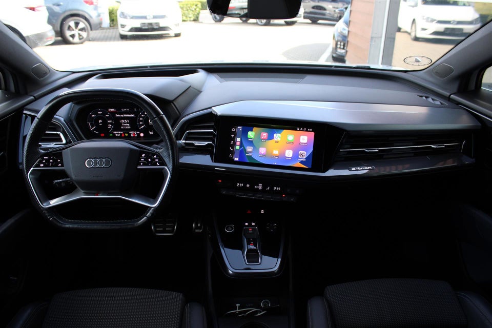Audi Q4 e-tron 40 S-line 5d