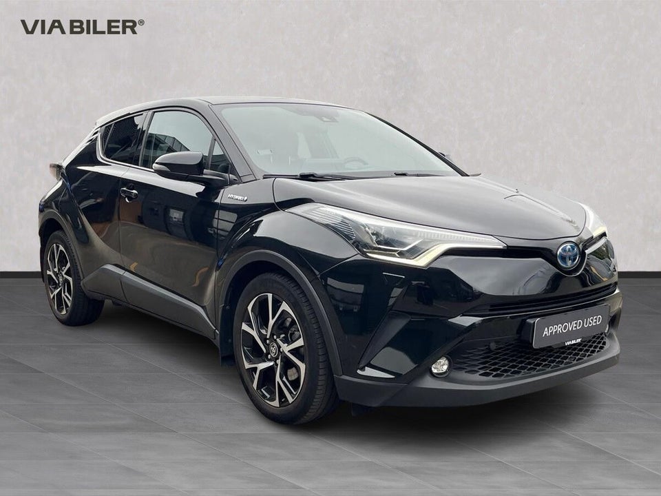 Toyota C-HR 1,8 Hybrid Premium Selected CVT 5d
