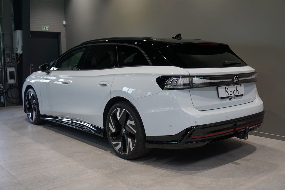 VW ID.7 86 Style S Tourer 5d