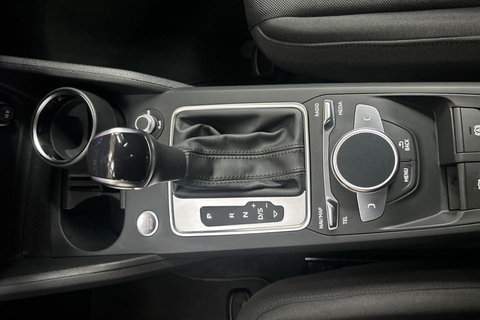 Audi Q2 35 TFSi Prestige S-tr. 5d