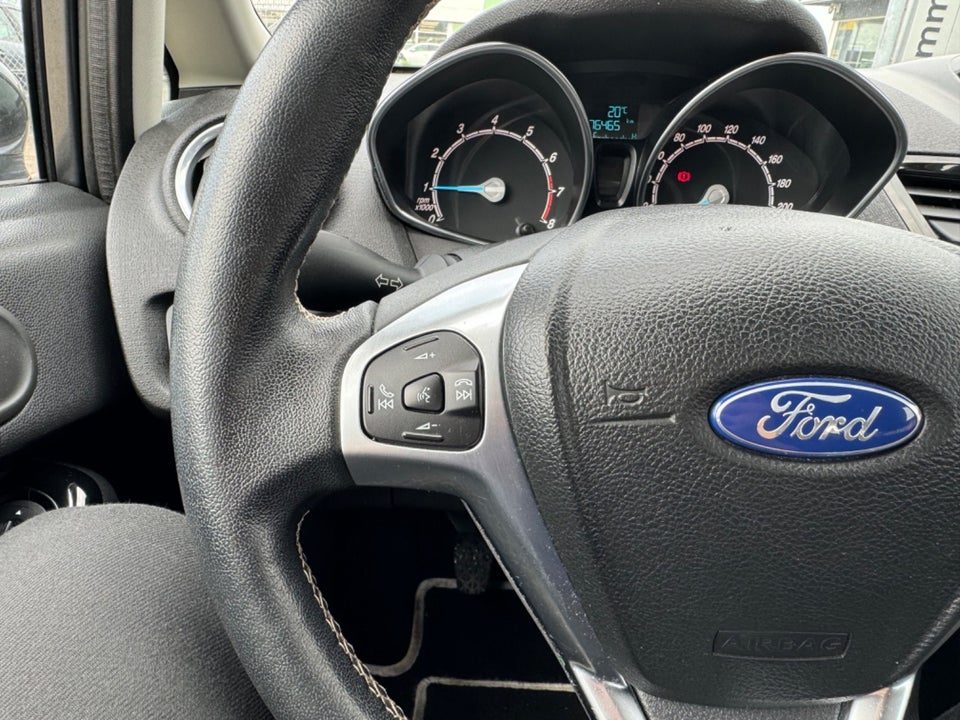 Ford Fiesta 1,0 65 Titanium 5d