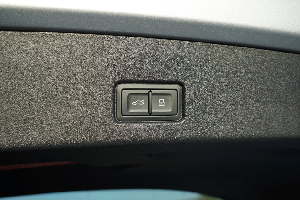 Audi Q4 e-tron 45 S-line 5d