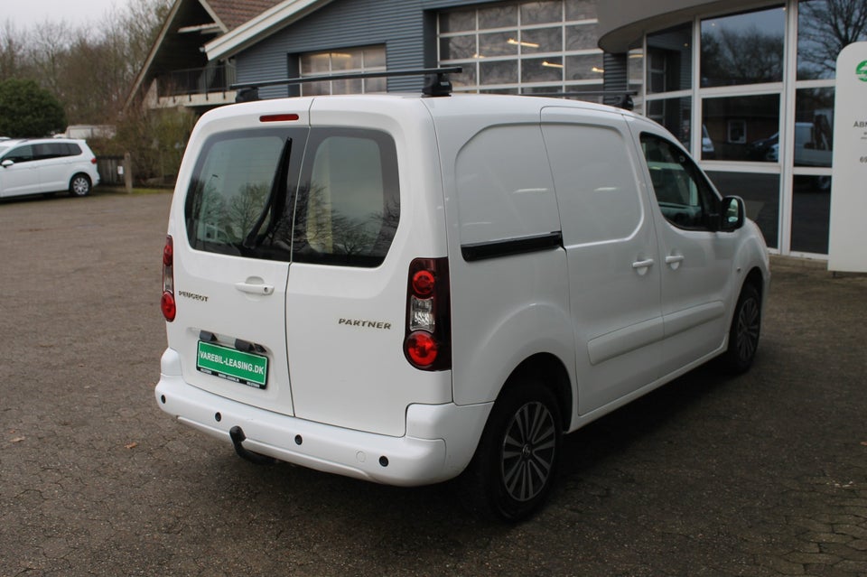 Peugeot Partner 1,6 BlueHDi 100 L1 Premium ESG Van 5d