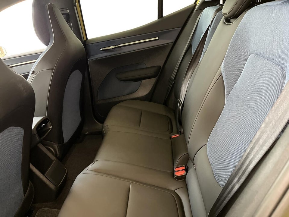 Volvo EX30 Extended Range Ultra 5d