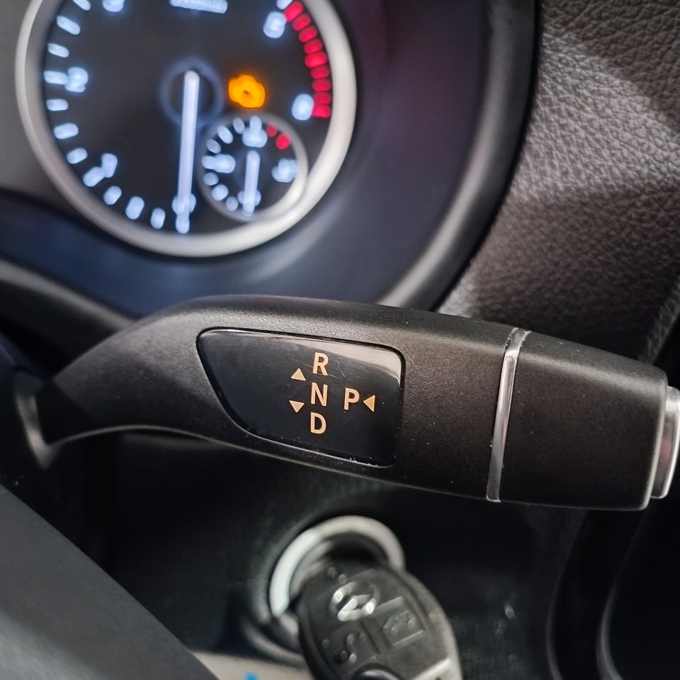 Mercedes Vito 114 2,0 CDi Kassevogn aut. L RWD