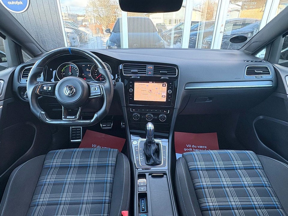 VW Golf VII 1,4 GTE DSG 5d