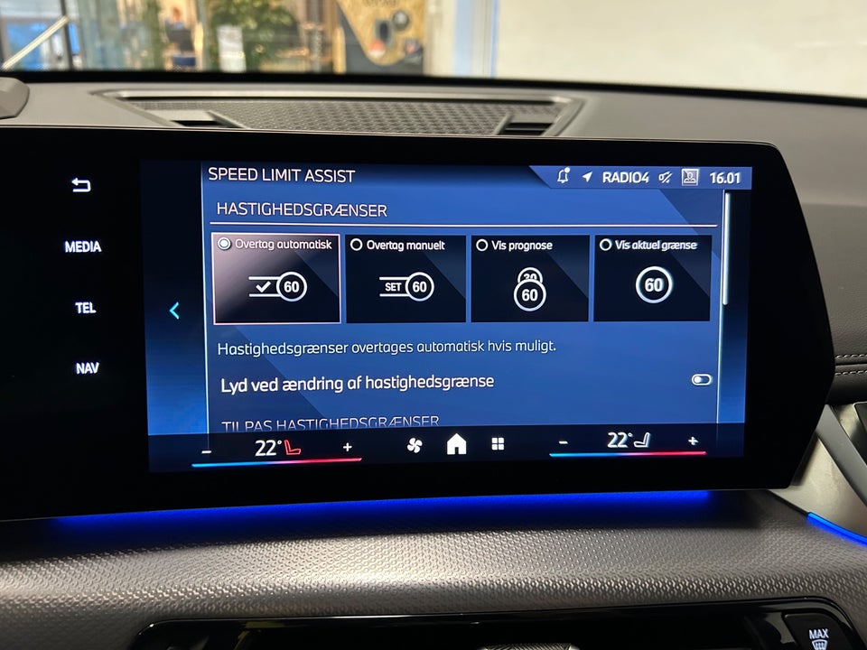 BMW iX1 xDrive30 Fully Charged M-Sport 5d