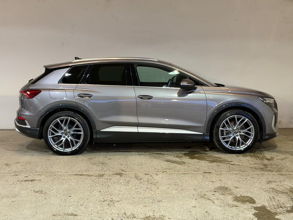 Audi Q4 e-tron 55 S-line quattro 5d