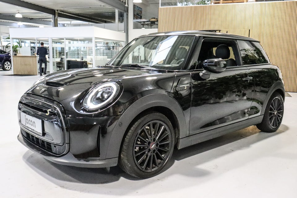 MINI Cooper SE Maximise 3d