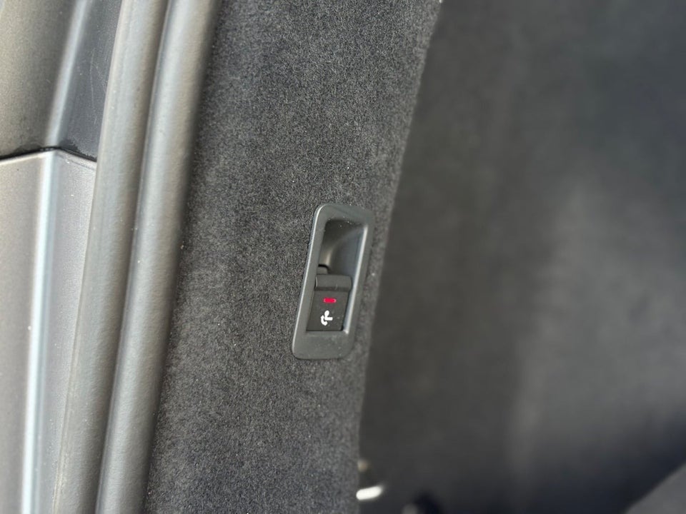 Audi Q4 e-tron 40 Advanced Sportback 5d