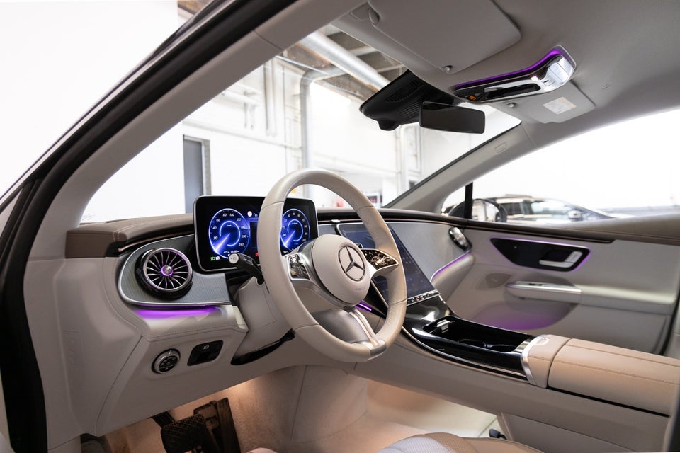 Mercedes EQE350 AMG Line 4d