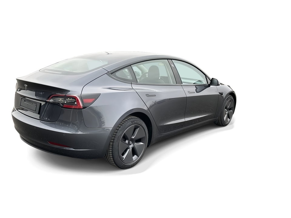 Tesla Model 3 RWD 4d