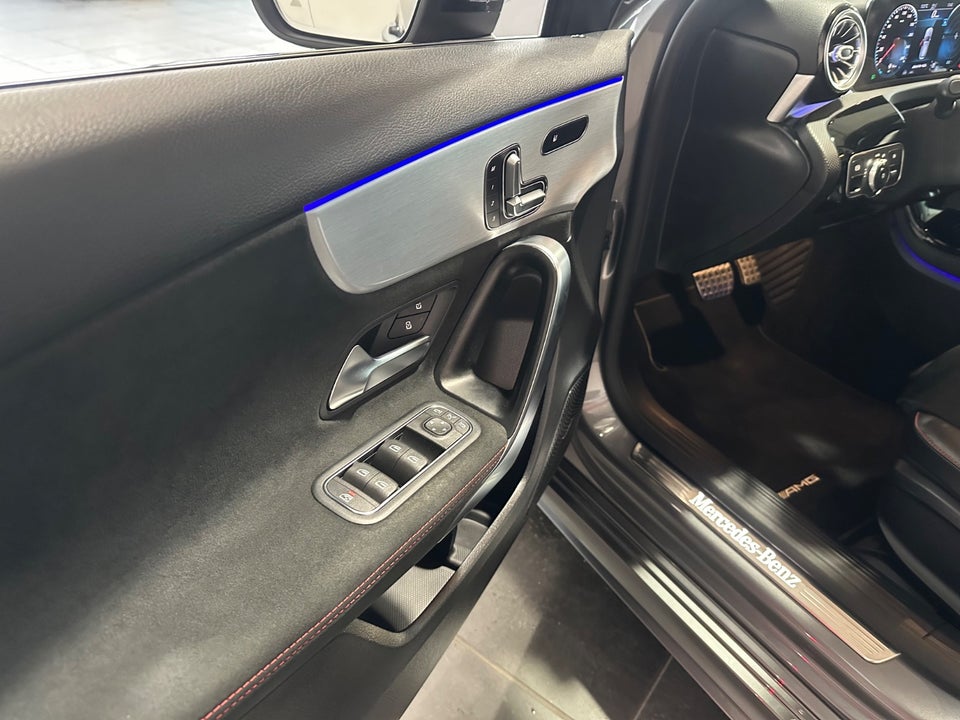 Mercedes A220 2,0 AMG Night Edition aut. 4Matic Van 5d