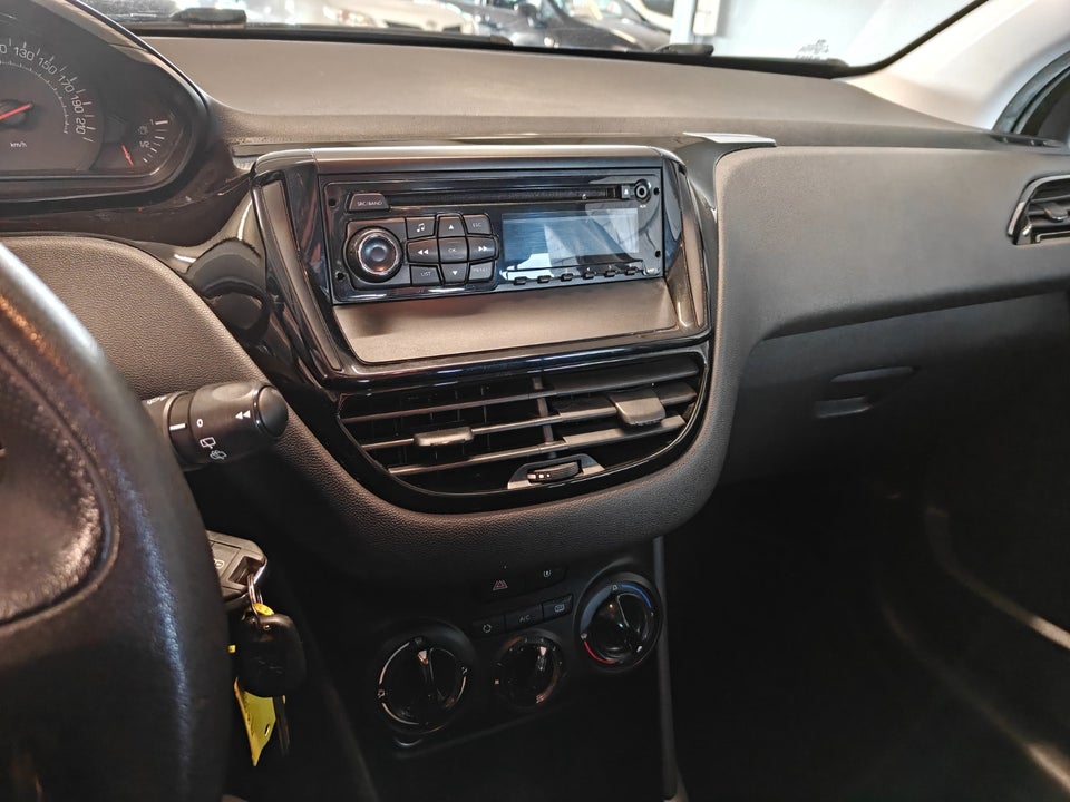 Peugeot 208 1,0 VTi Access 5d