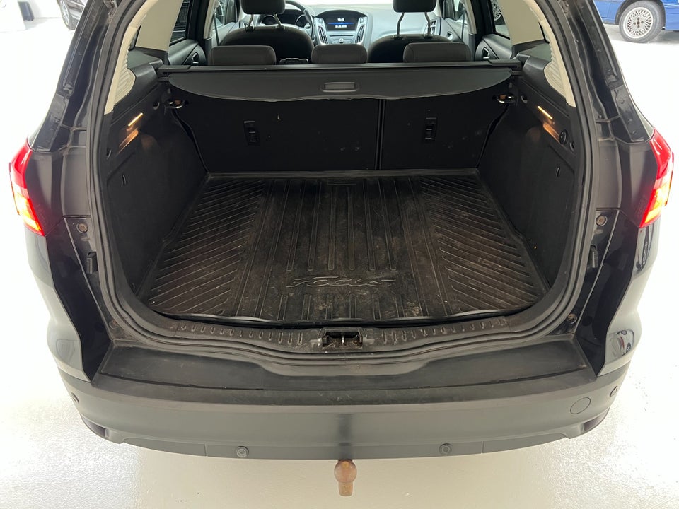 Ford Focus 1,0 SCTi 100 Titanium stc. 5d