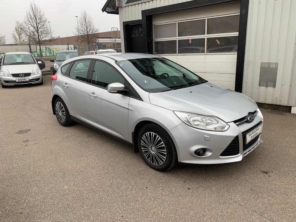 Ford Focus 1,6 Ti-VCT 105 Trend 5d