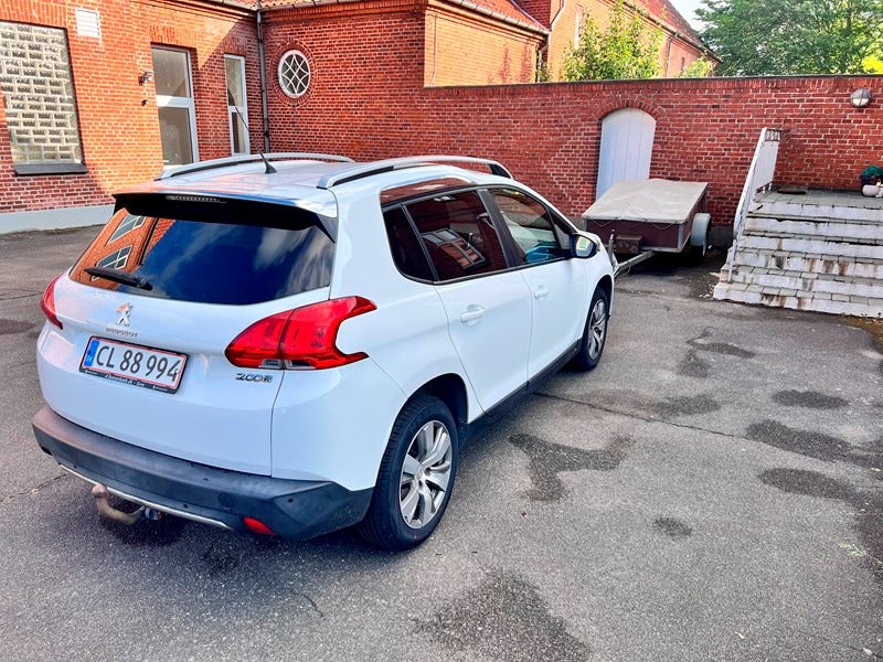 Peugeot 2008 1,2 VTi 82 Active 5d