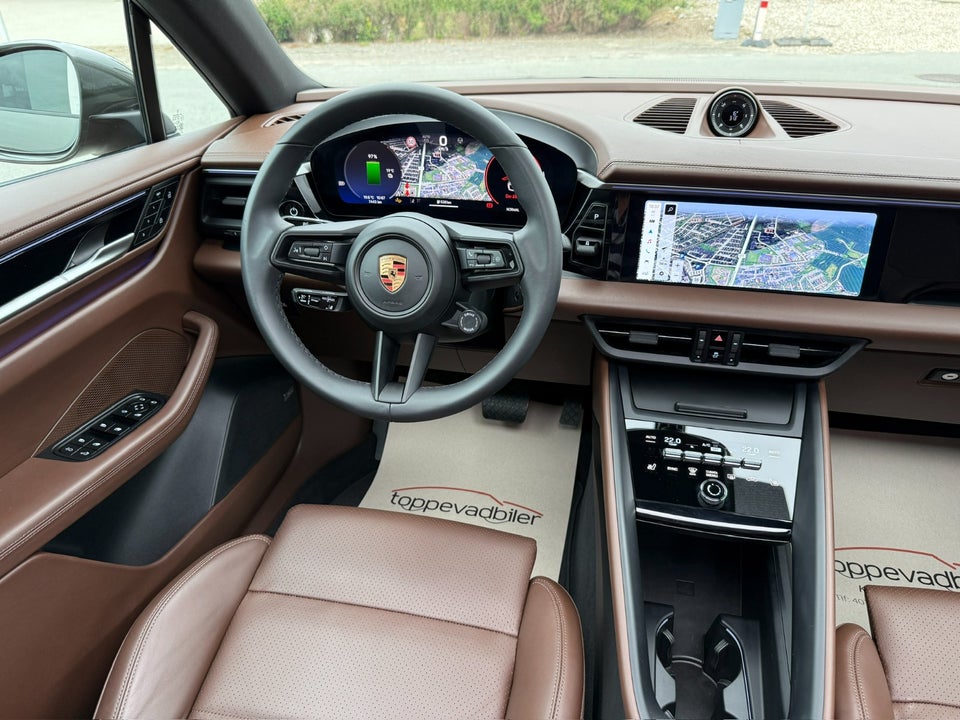 Porsche Macan 4 5d