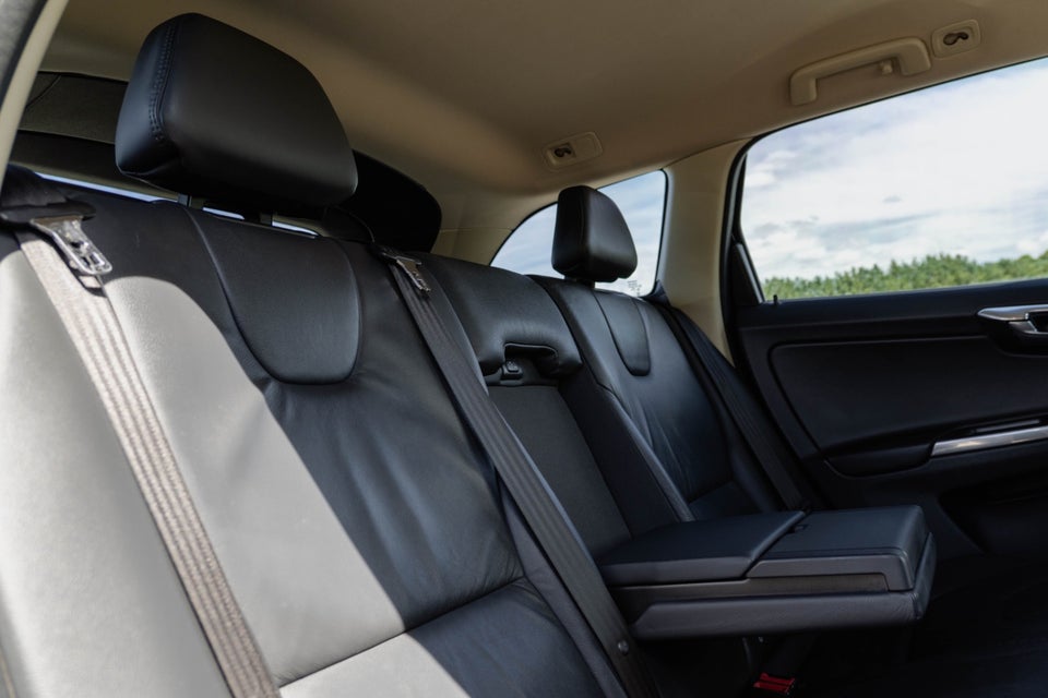 Volvo XC60 2,0 D4 163 Summum aut. 5d