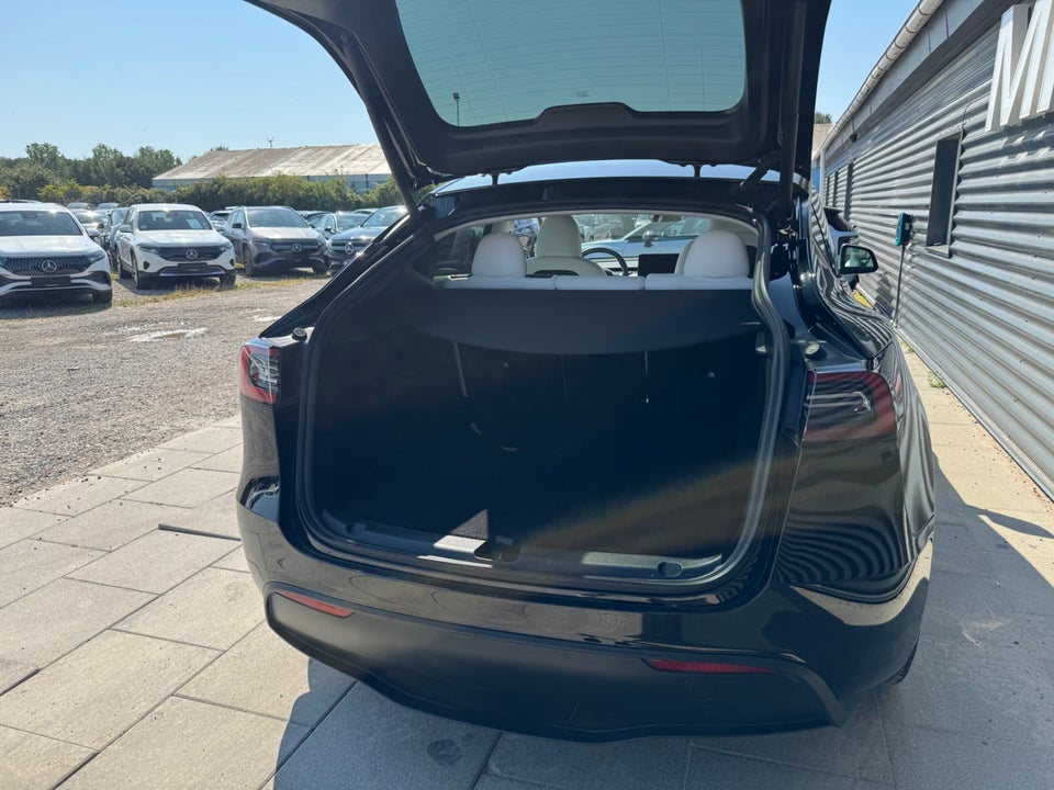Tesla Model Y Performance AWD 5d