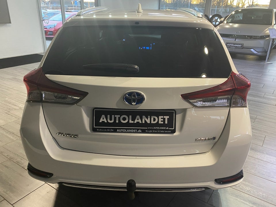 Toyota Auris 1,8 Hybrid H2 Touring Sports CVT 5d