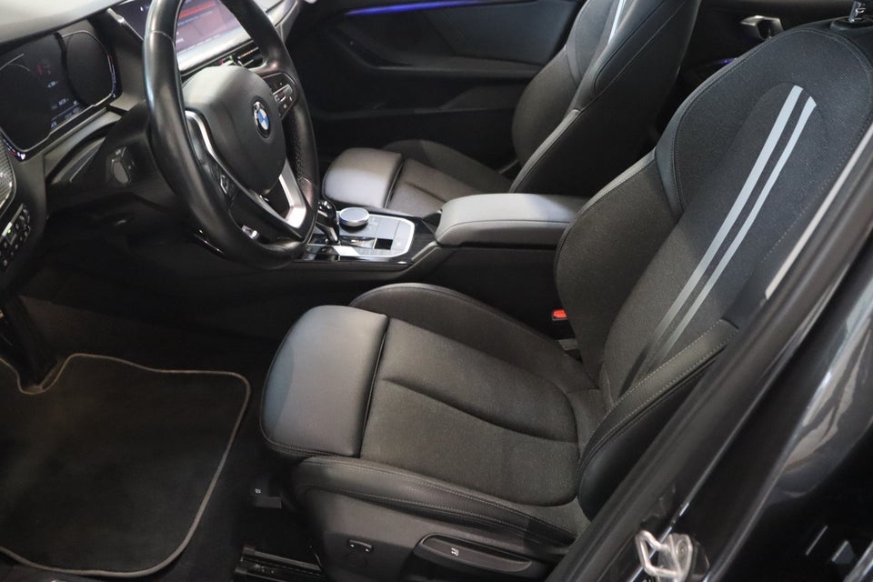 BMW 118i 1,5 Sport Line aut. 5d