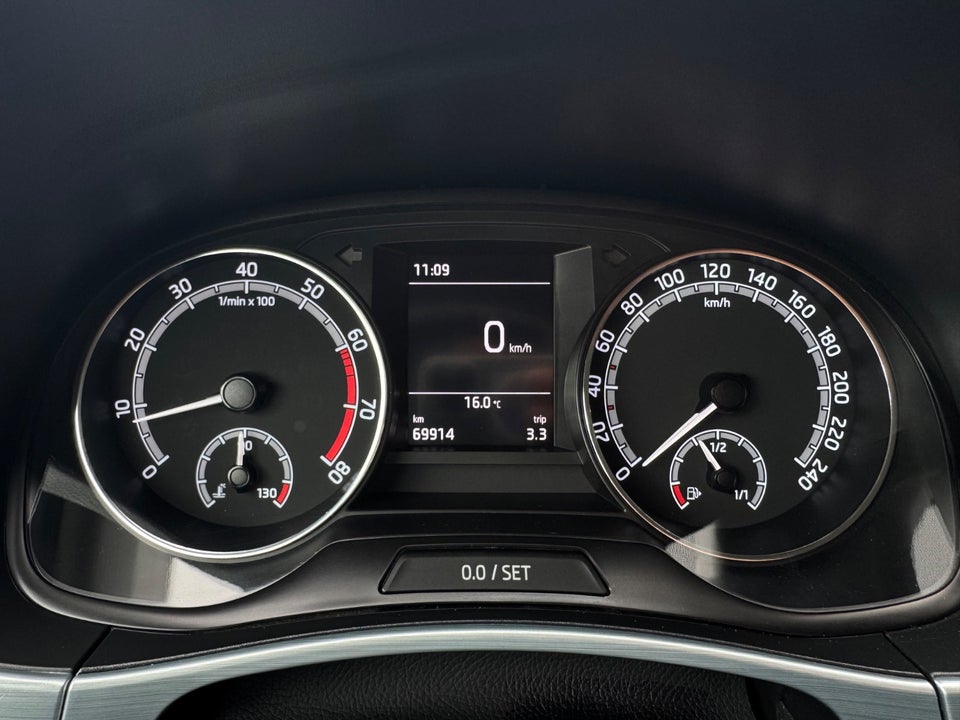 Skoda Fabia 1,0 MPi 60 Ambition 5d