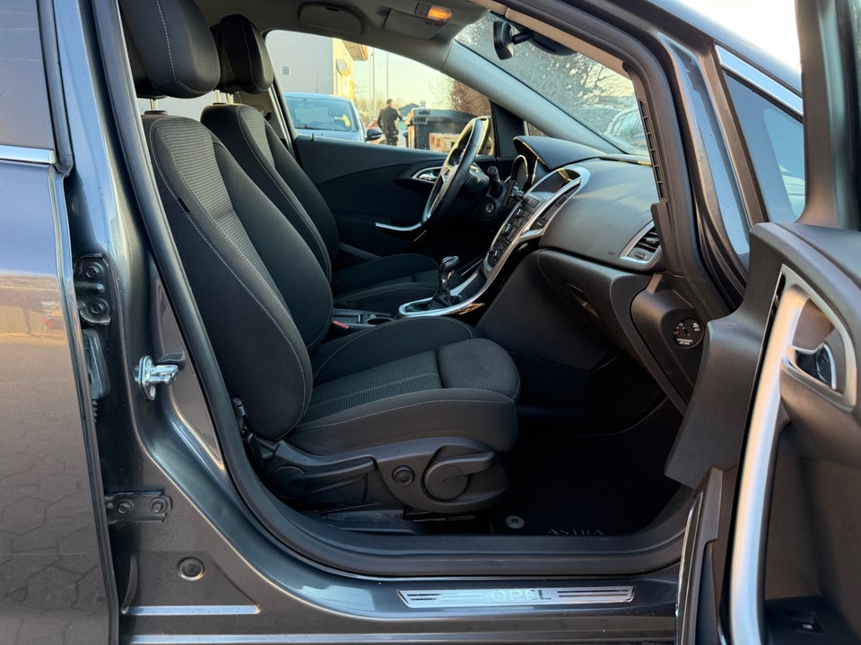 Opel Astra 1,4 T 140 Sport Sports Tourer 5d