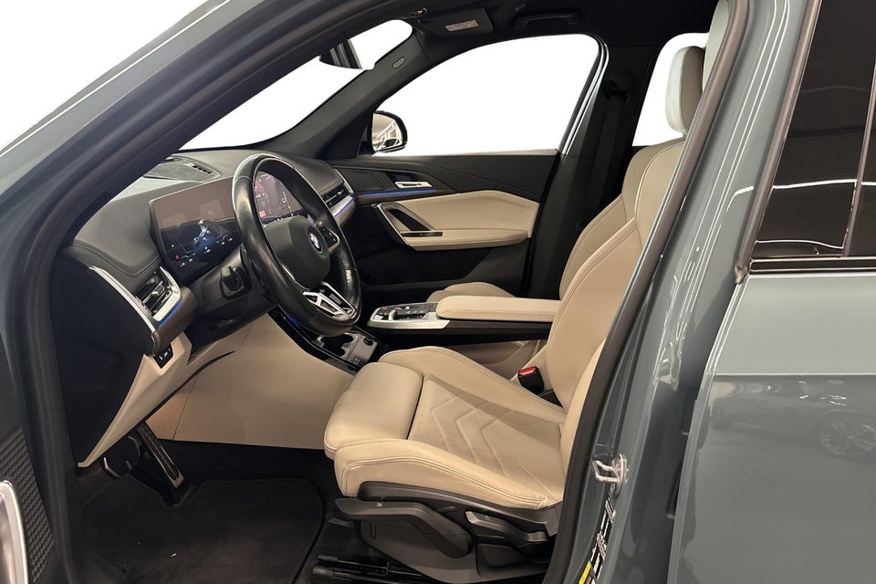 BMW iX1 eDrive20 M-Sport 5d