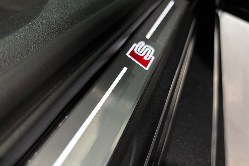 Audi A3 40 TFSi e S-line Sportback S-tr. 5d