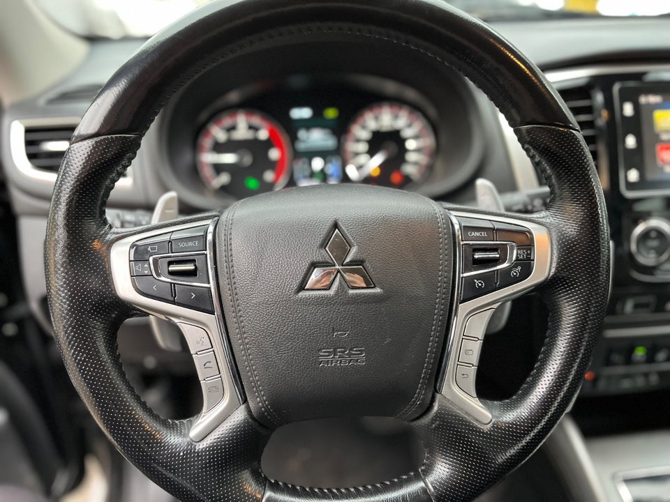 Mitsubishi L200 2,2 DI-D Instyle Db.Kab aut. 4d