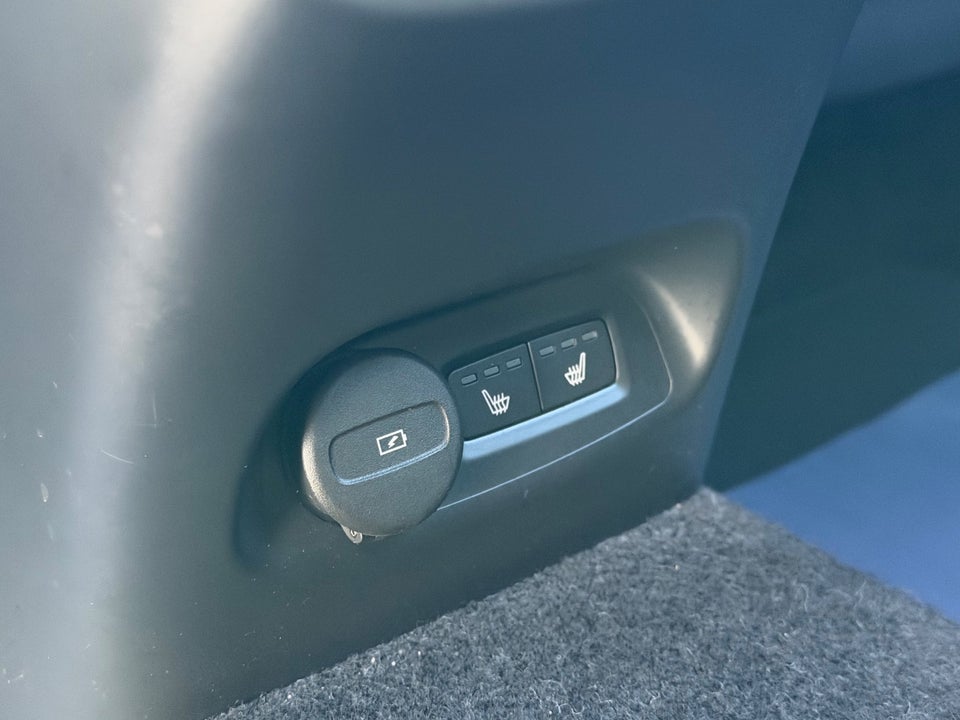 Volvo EX40 Extended Range Core 5d