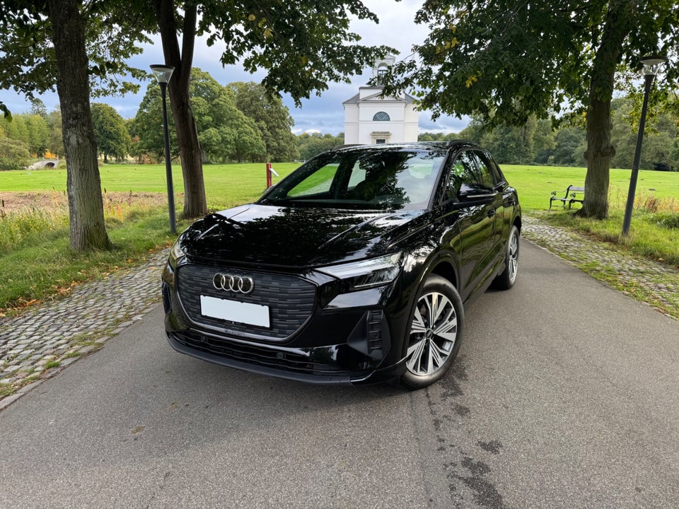 Audi Q4 e-tron 35 Attitude 5d