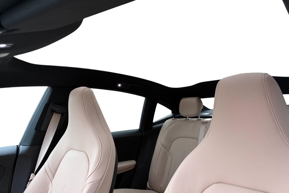 NIO ET5 75 Standard Range 4d