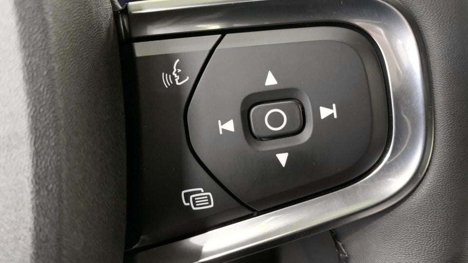 Volvo XC40 P6 ReCharge Core 5d