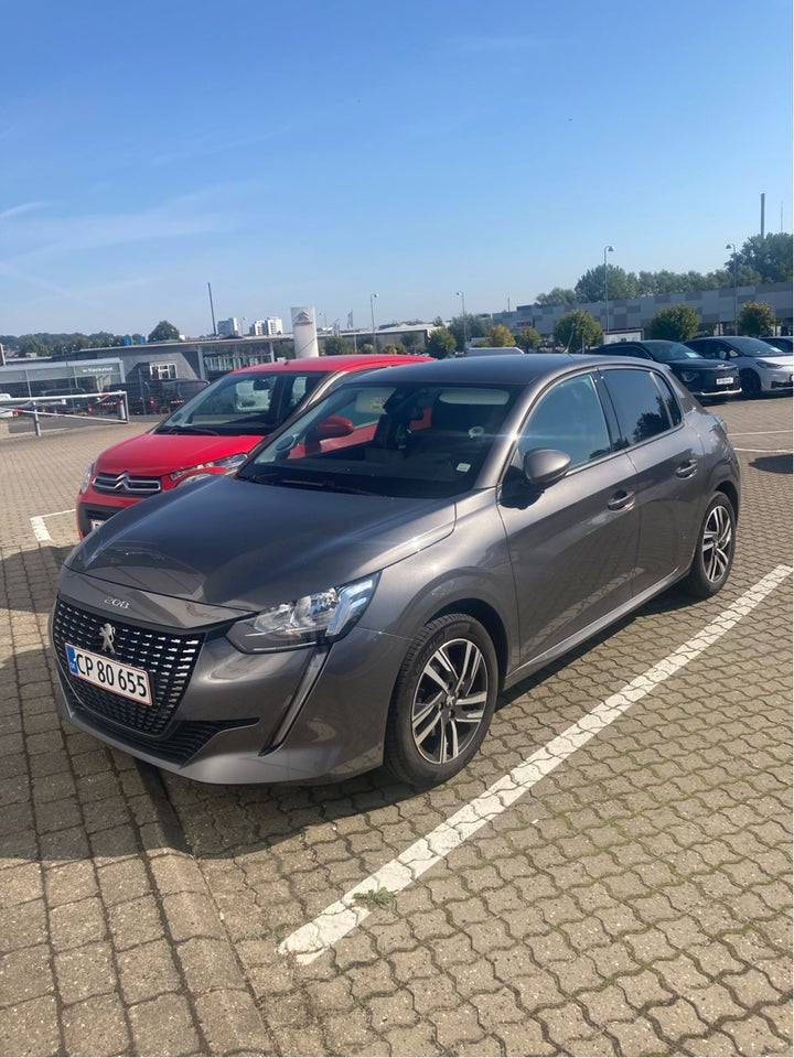 Peugeot 208 1,2 PureTech 100 Allure+ 5d