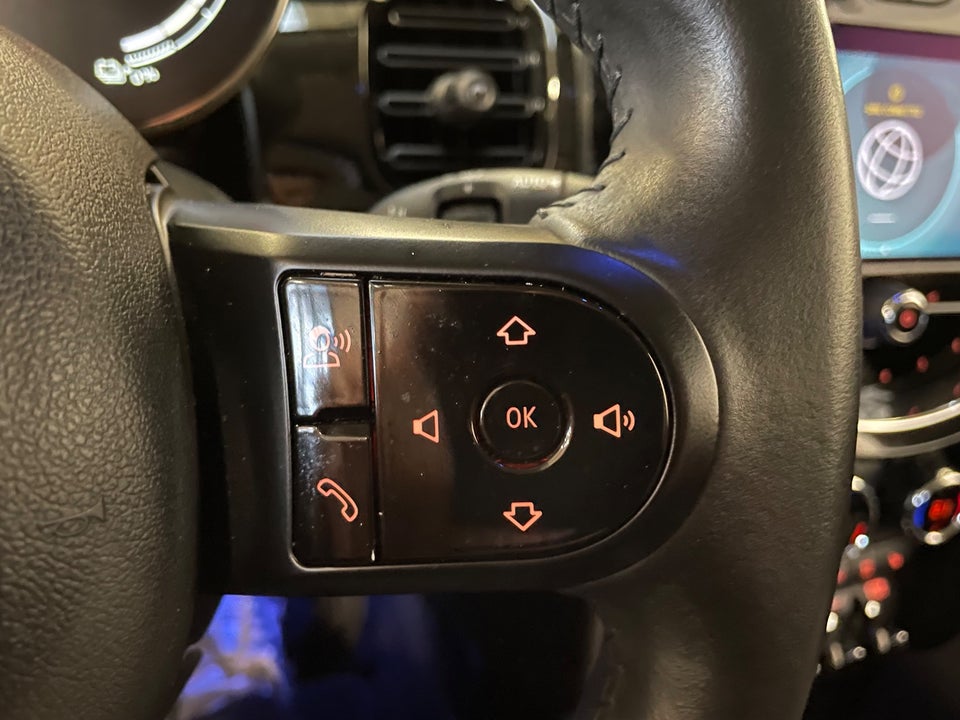 MINI Cooper SE Classic Trim 3d