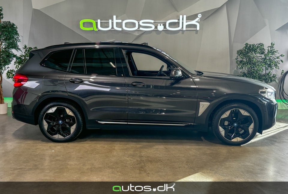 BMW iX3 Charged Plus 5d