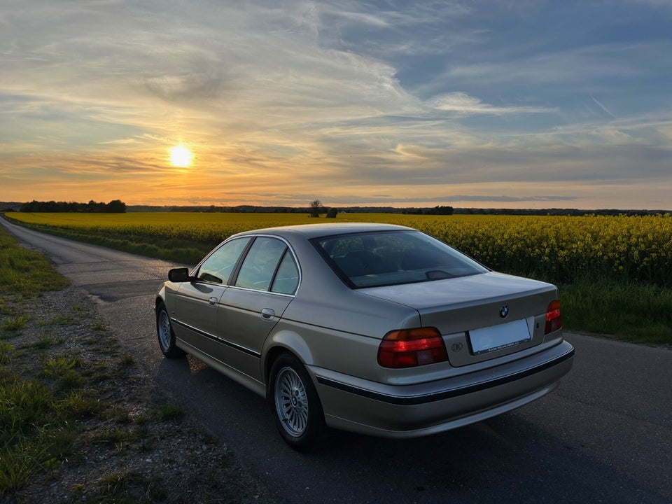 BMW 535i 3,5 V8 4d