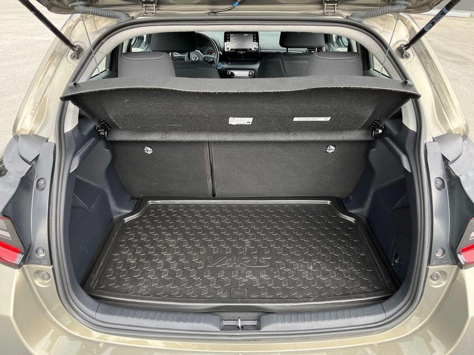 Toyota Yaris 1,5 Hybrid Active Tech e-CVT 5d