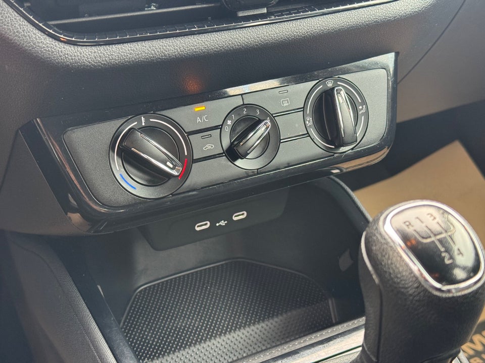 Skoda Fabia 1,0 MPi 80 Essence 5d