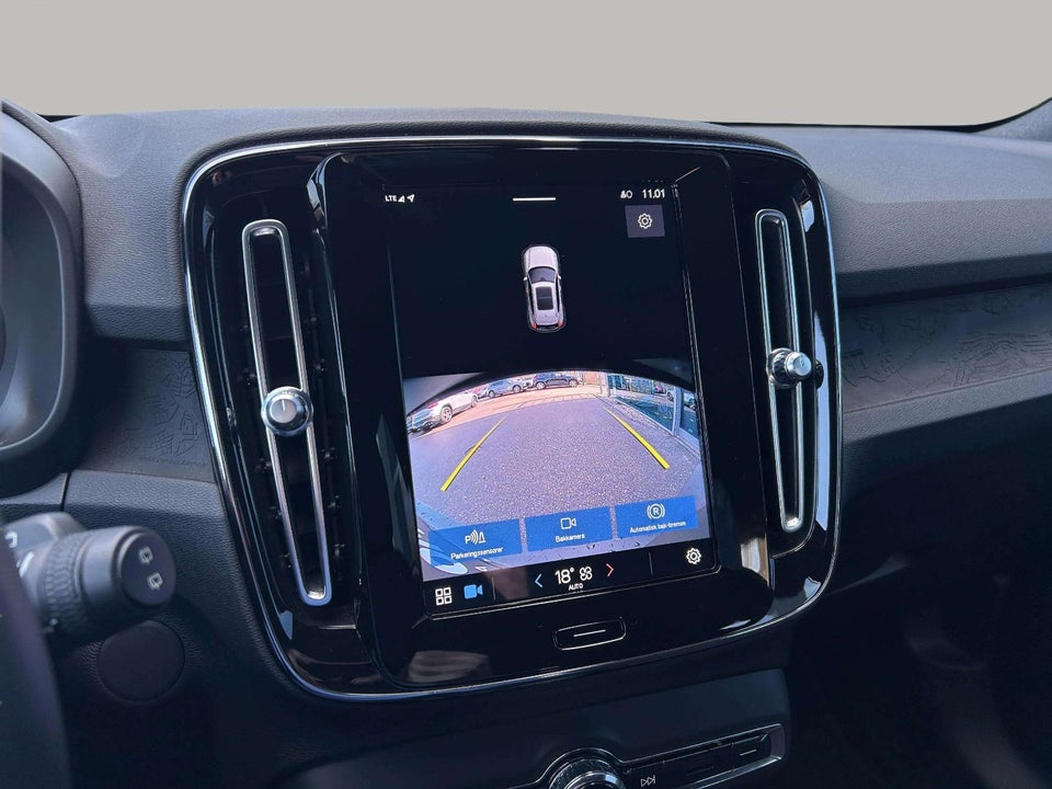 Volvo XC40 P6 ReCharge Core 5d