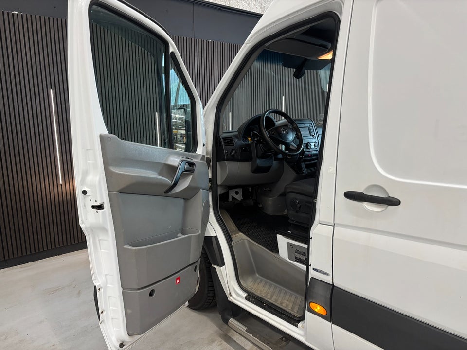Mercedes Sprinter 316 2,2 CDi R2 Kassevogn 6d
