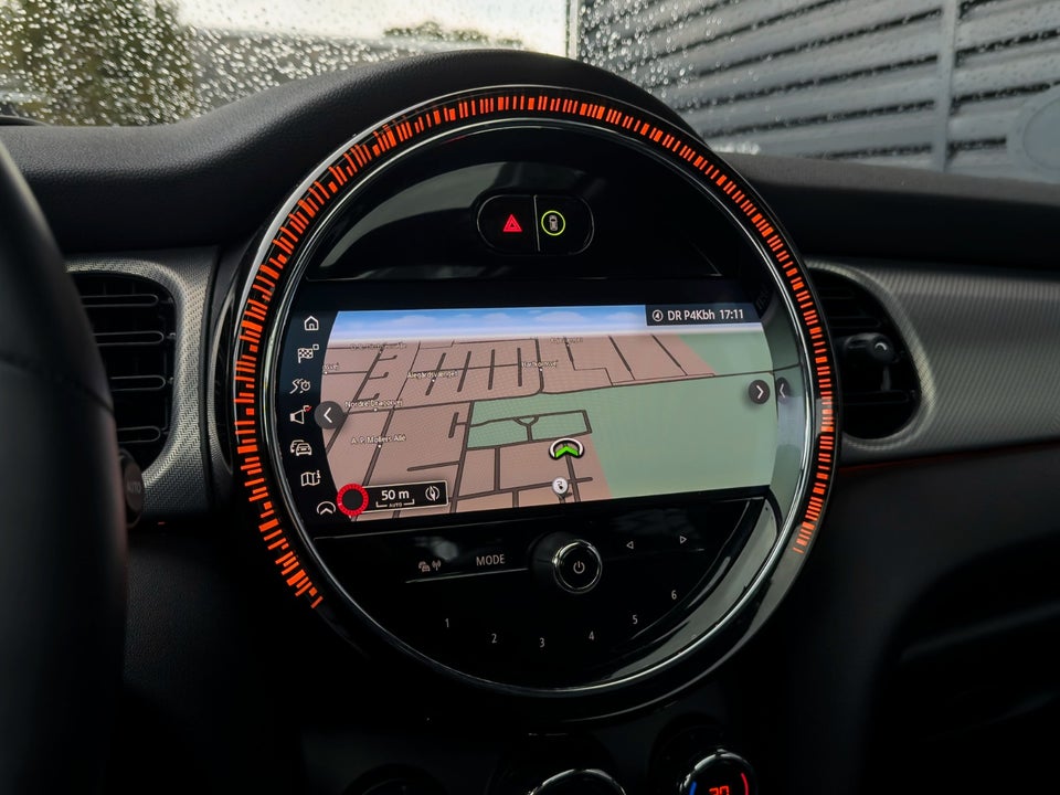 MINI Cooper SE Maximise 3d